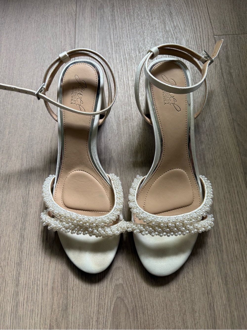 Jewel Bartley Mischka Pearl-Trim off white Ankle-Strap Sandals